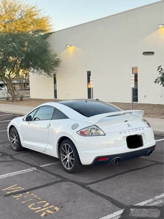 2011 Mitsubishi Eclipse 4th Gen - Image 6 of 11
