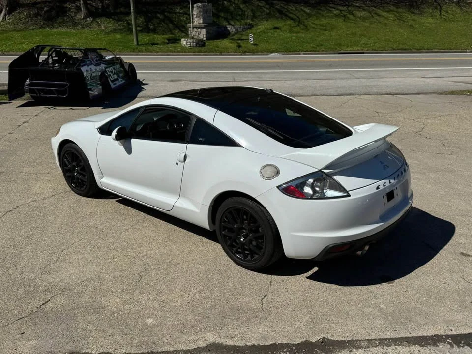 2011 Mitsubishi Eclipse 4th Gen - Image 4 of 9