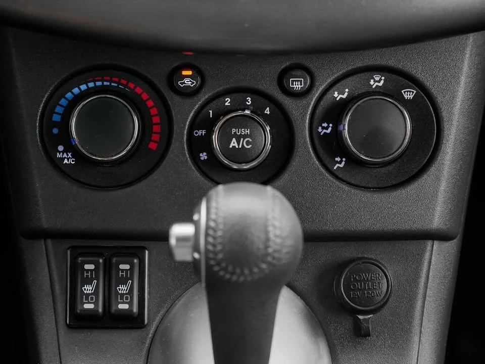 2011 Mitsubishi Eclipse 4th Gen - Image 10 of 13