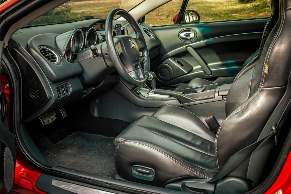 2011 Mitsubishi Eclipse 4th Gen - Image 13 of 16