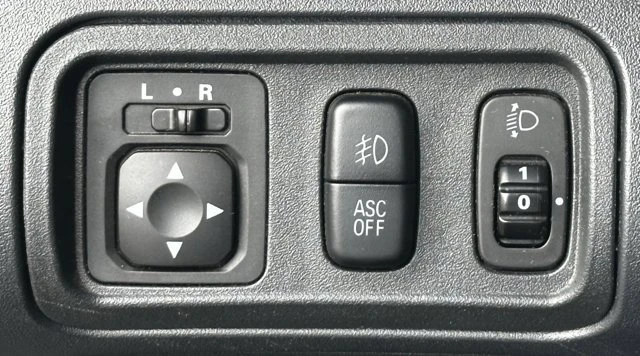 2011 Mitsubishi Eclipse 4th Gen - Image 15 of 16