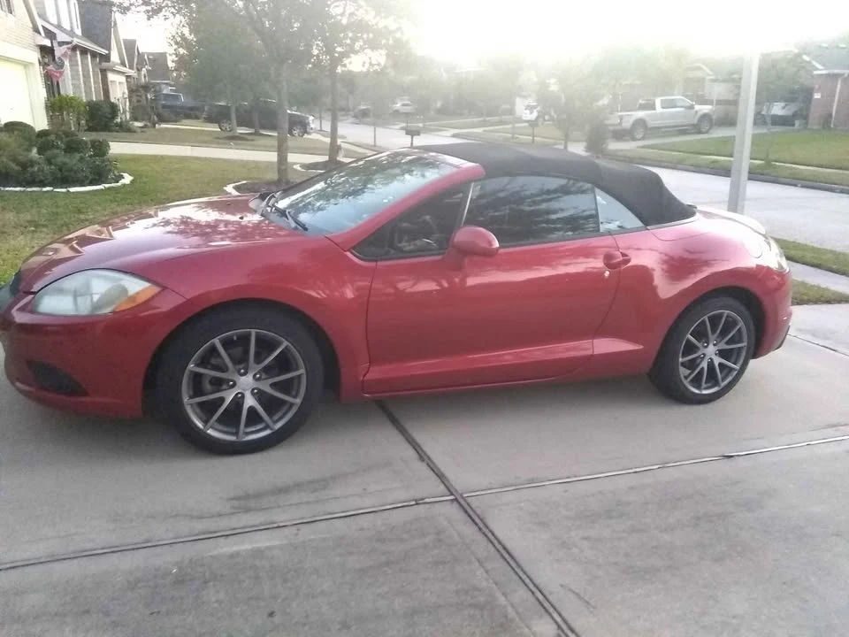 2011 Mitsubishi Eclipse 4th Gen - Image 2 of 2