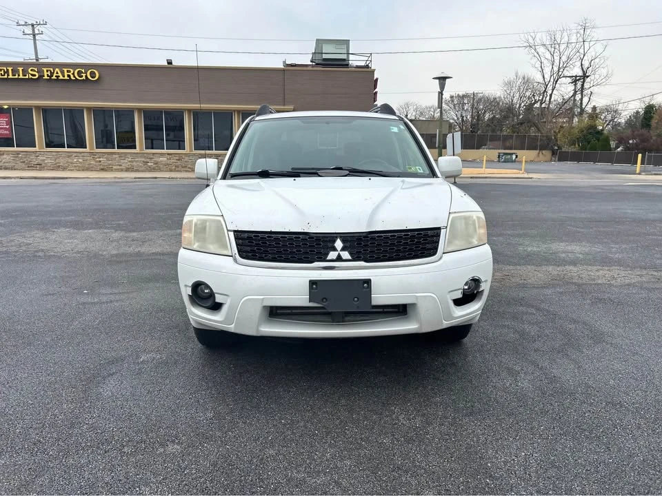 2011 Mitsubishi Endeavor - Image 2 of 10