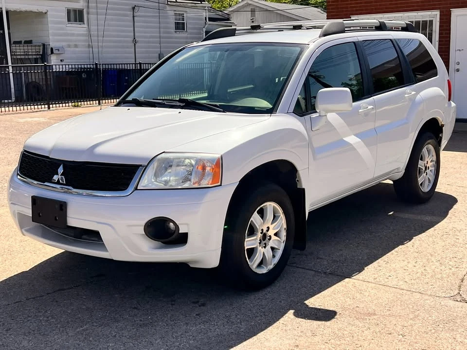 2011 Mitsubishi Endeavor - Image 2 of 20