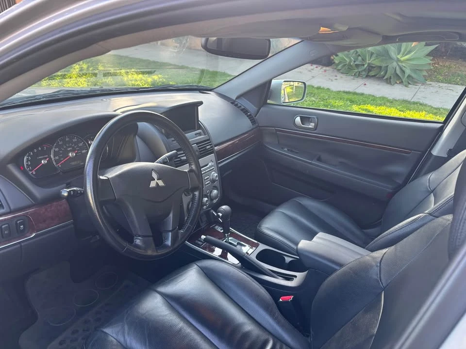 2011 Mitsubishi Galant 9th Gen - Image 5 of 8