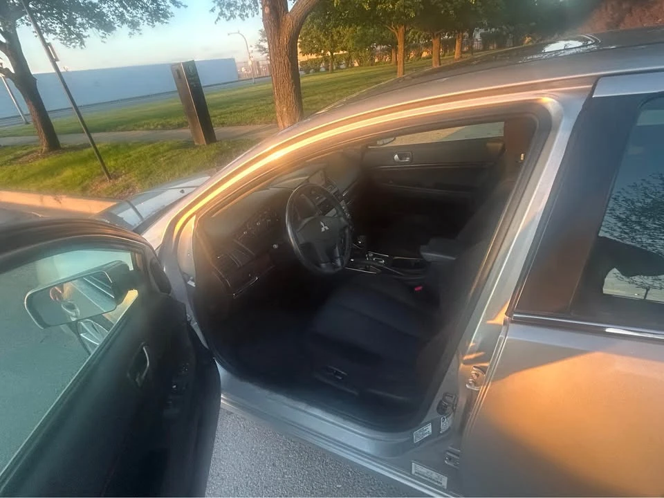 2011 Mitsubishi Galant 9th Gen - Image 5 of 6