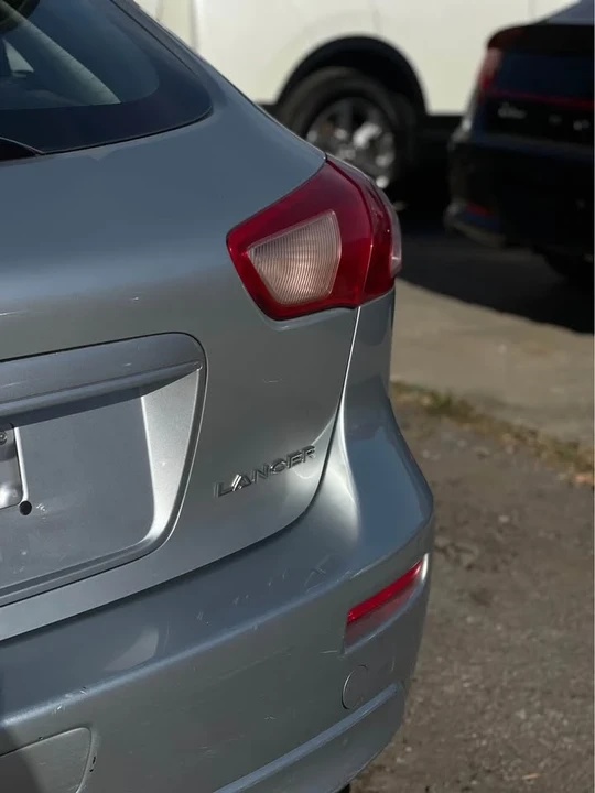2011 Mitsubishi Lancer 8th Gen - Image 10 of 19
