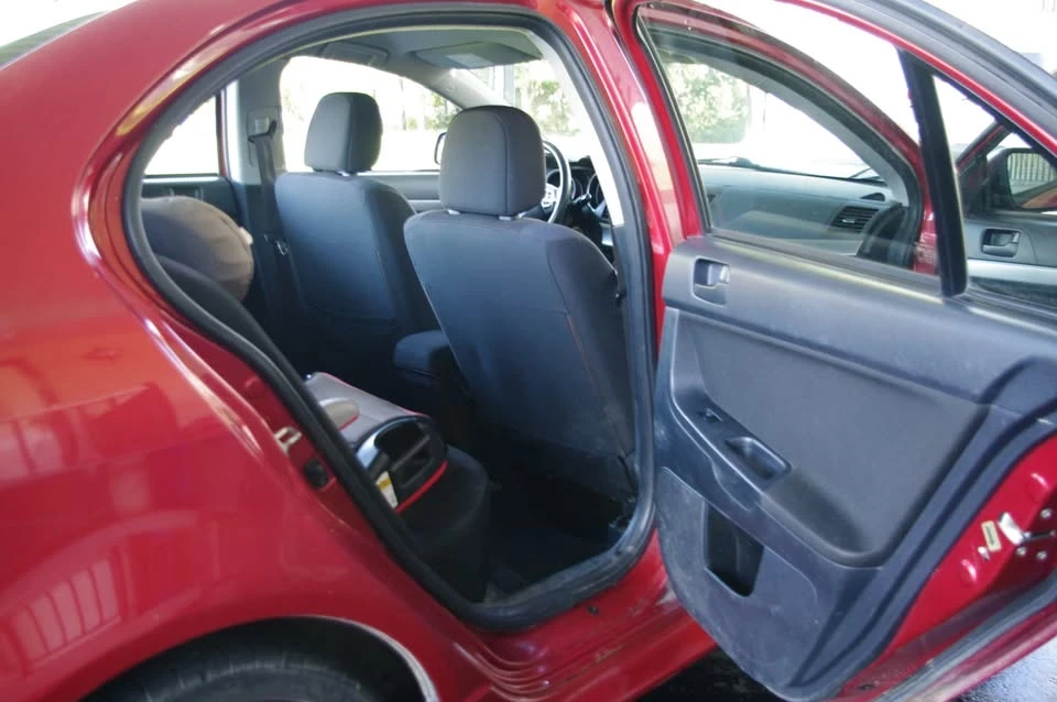 2011 Mitsubishi Lancer 9th Gen - Image 10 of 20
