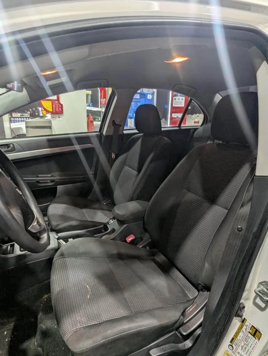 2011 Mitsubishi Lancer 9th Gen - Image 11 of 18