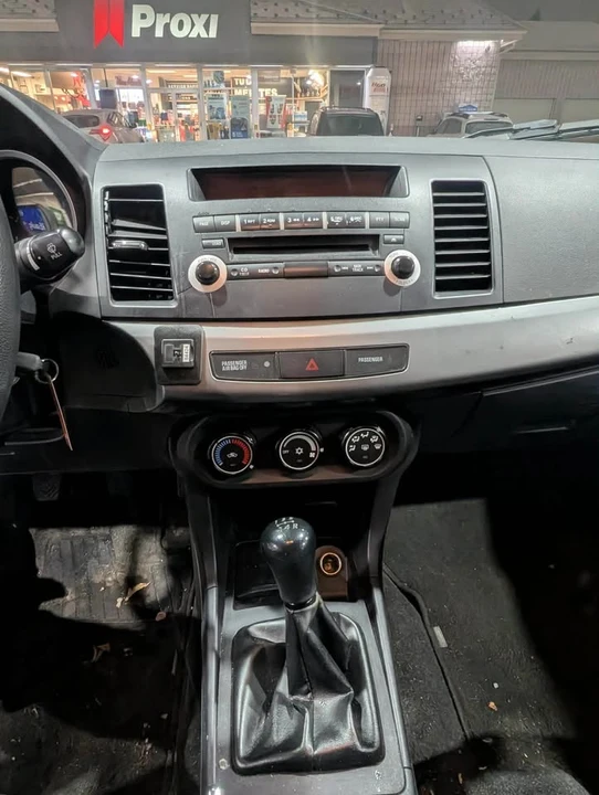 2011 Mitsubishi Lancer 9th Gen - Image 10 of 18