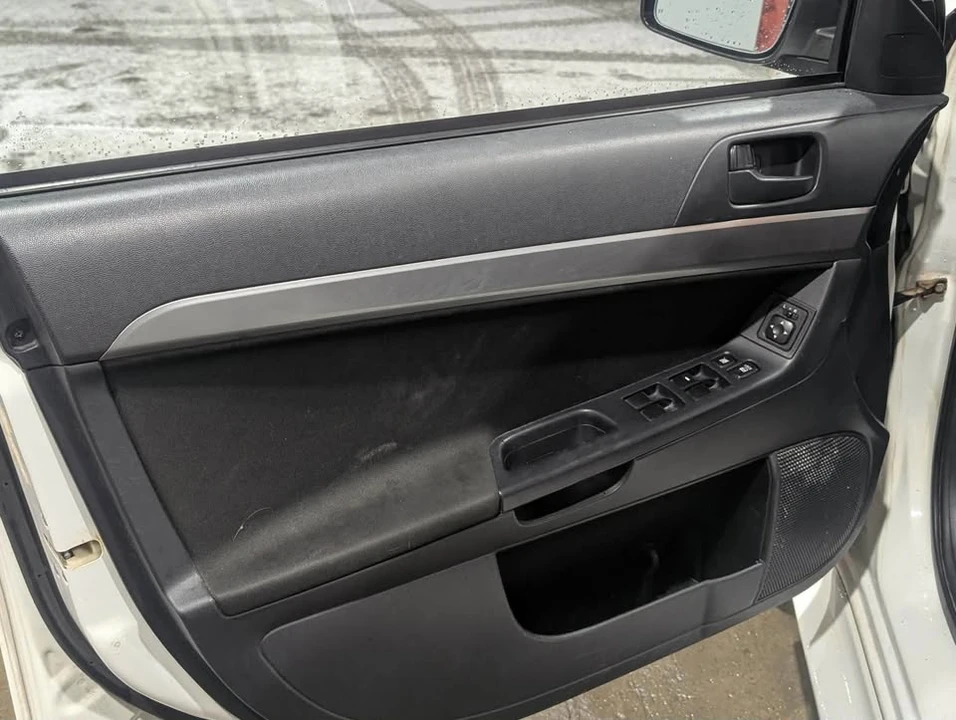 2011 Mitsubishi Lancer 9th Gen - Image 13 of 18