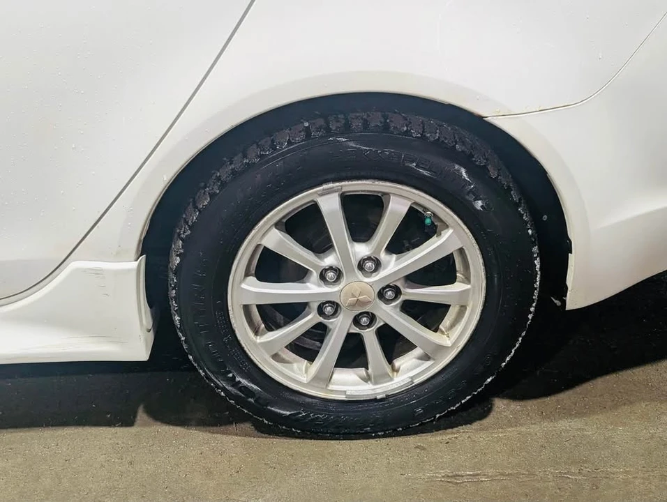 2011 Mitsubishi Lancer 9th Gen - Image 12 of 18