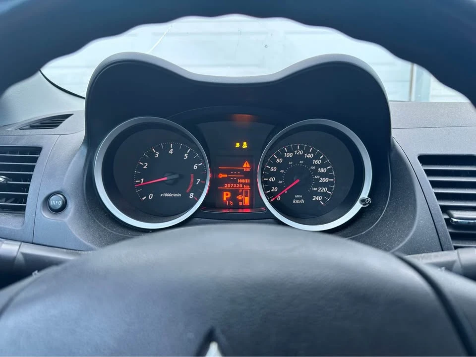 2011 Mitsubishi Lancer 8th Gen - Image 8 of 12