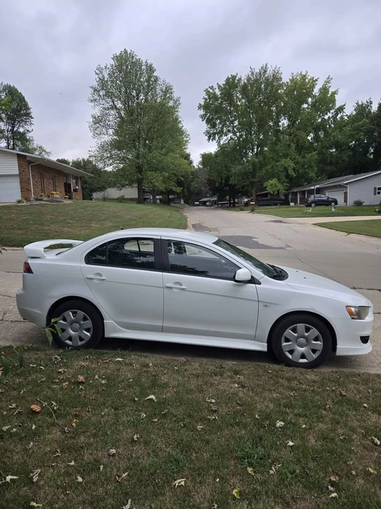 2011 Mitsubishi Lancer 8th Gen - Image 2 of 7