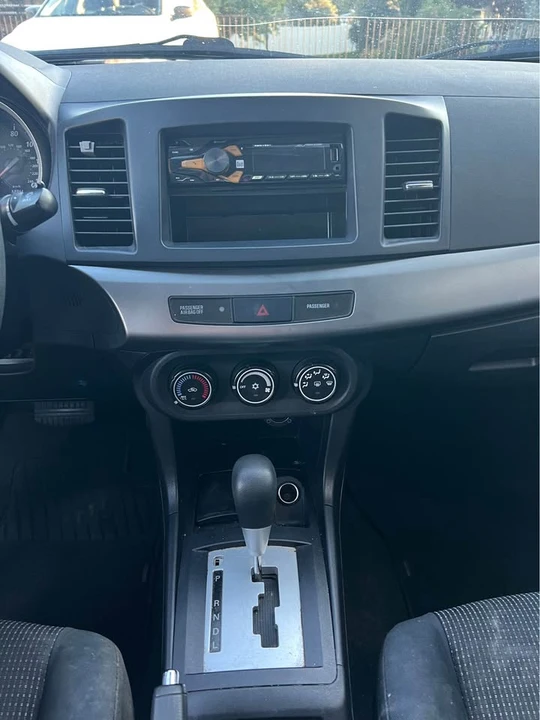 2011 Mitsubishi Lancer 8th Gen - Image 10 of 20