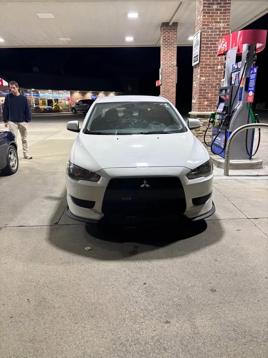 2011 Mitsubishi Lancer 8th Gen - Image 2 of 10