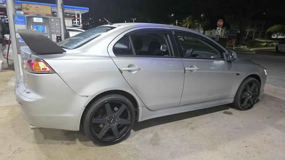 2011 Mitsubishi Lancer 9th Gen - Image 4 of 11