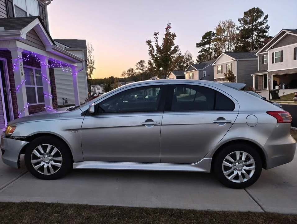 2011 Mitsubishi Lancer 8th Gen - Image 3 of 9