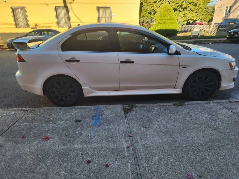 2011 Mitsubishi Lancer 8th Gen - Image 2 of 9
