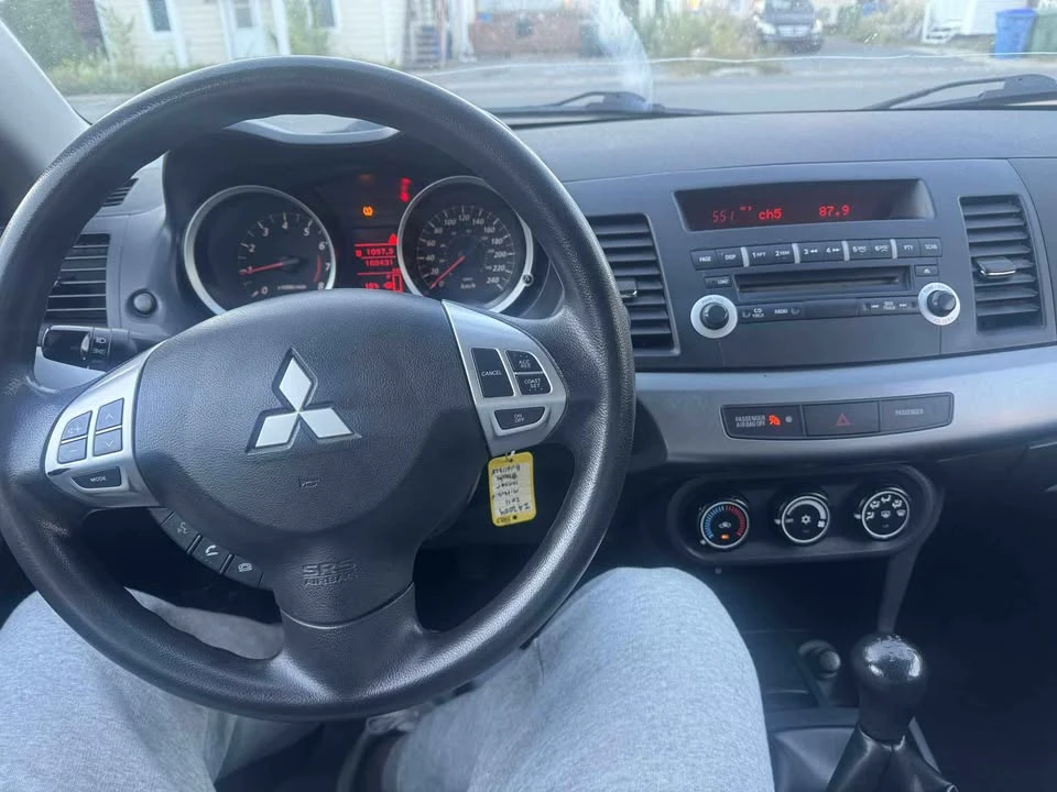 2011 Mitsubishi Lancer 8th Gen - Image 9 of 17