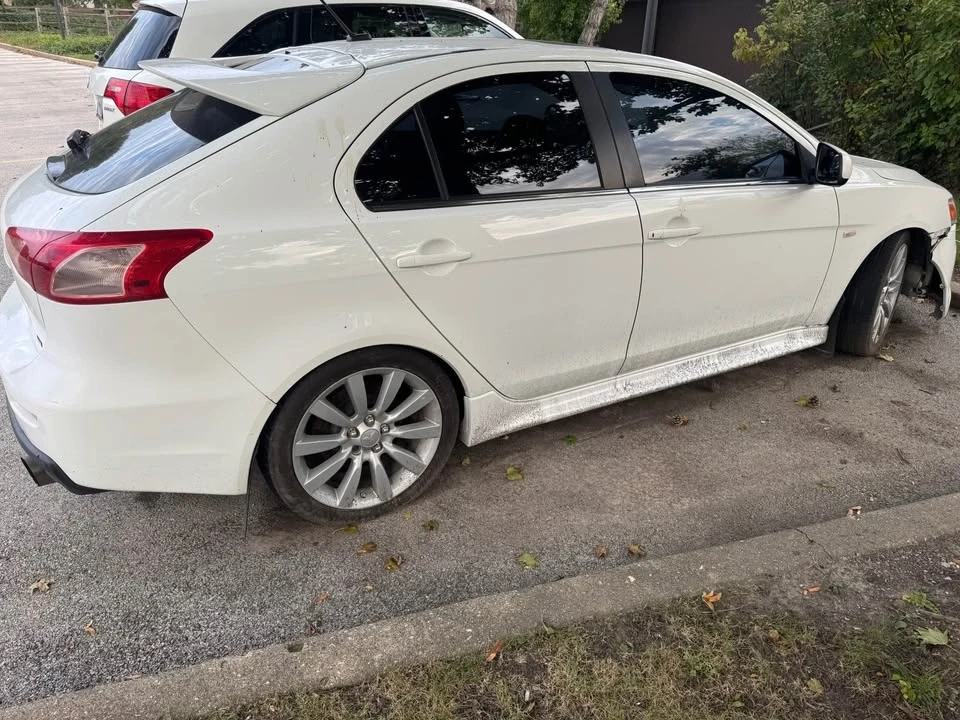 2011 Mitsubishi Lancer 8th Gen - Image 3 of 9