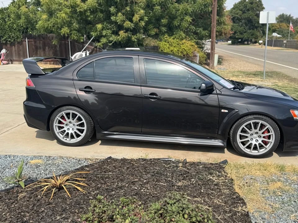 2011 Mitsubishi Lancer Evolution X 9th Gen - Image 2 of 8