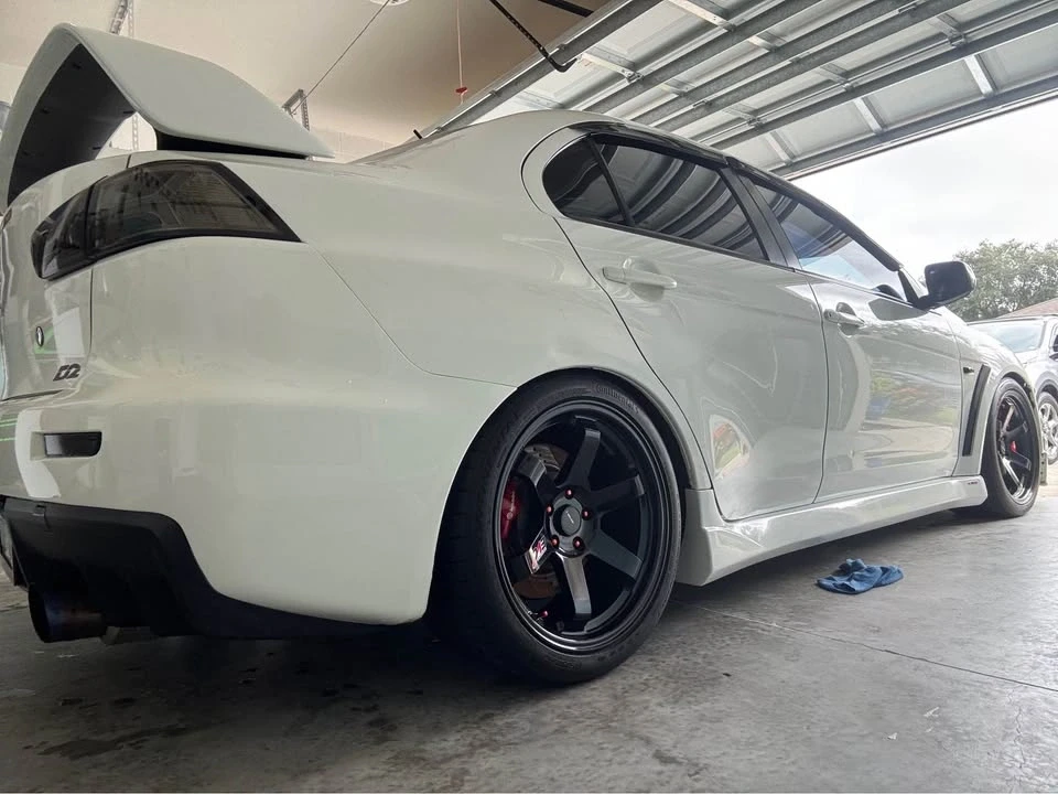 2011 Mitsubishi Lancer Evolution X 9th Gen - Image 3 of 13