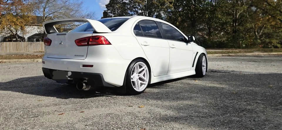 2011 Mitsubishi Lancer Evolution X 9th Gen - Image 2 of 11