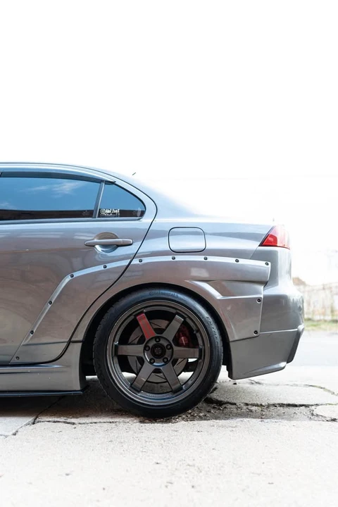 2011 Mitsubishi Lancer Evolution X 9th Gen - Image 2 of 20