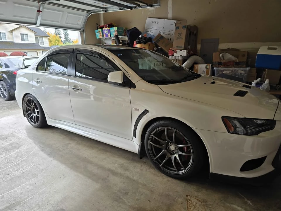 2011 Mitsubishi Lancer Evolution X 9th Gen - Image 4 of 13