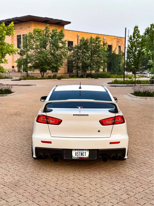 2011 Mitsubishi Lancer Evolution X 9th Gen - Image 5 of 10