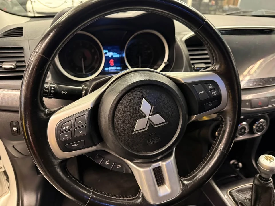2011 Mitsubishi Lancer Evolution X 9th Gen - Image 10 of 19
