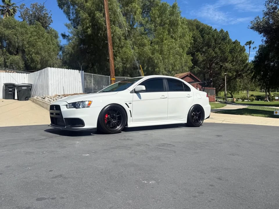 2011 Mitsubishi Lancer Evolution X 9th Gen - Image 9 of 11