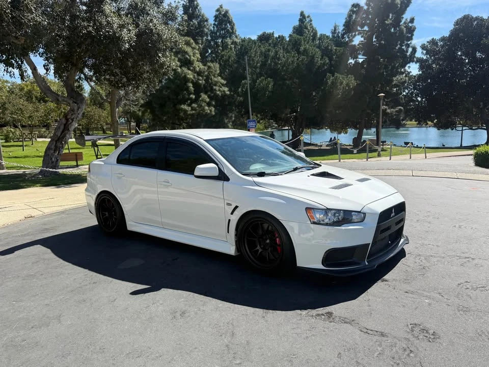 2011 Mitsubishi Lancer Evolution X 9th Gen - Image 5 of 10