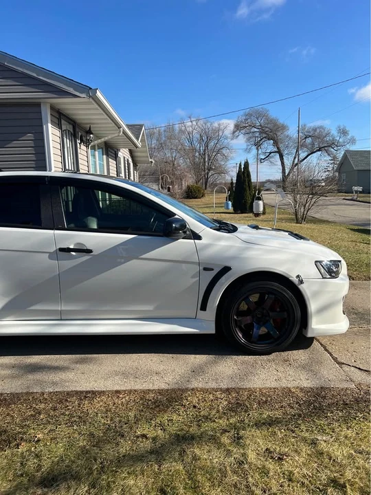 2011 Mitsubishi Lancer Evolution X 9th Gen - Image 5 of 10