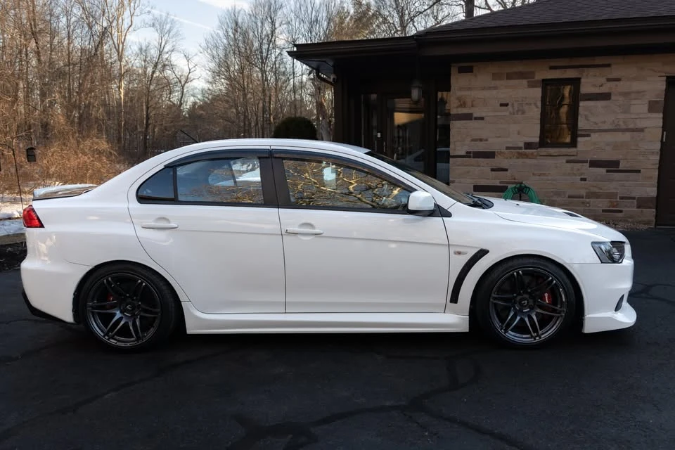 2011 Mitsubishi Lancer Evolution X 9th Gen - Image 3 of 19
