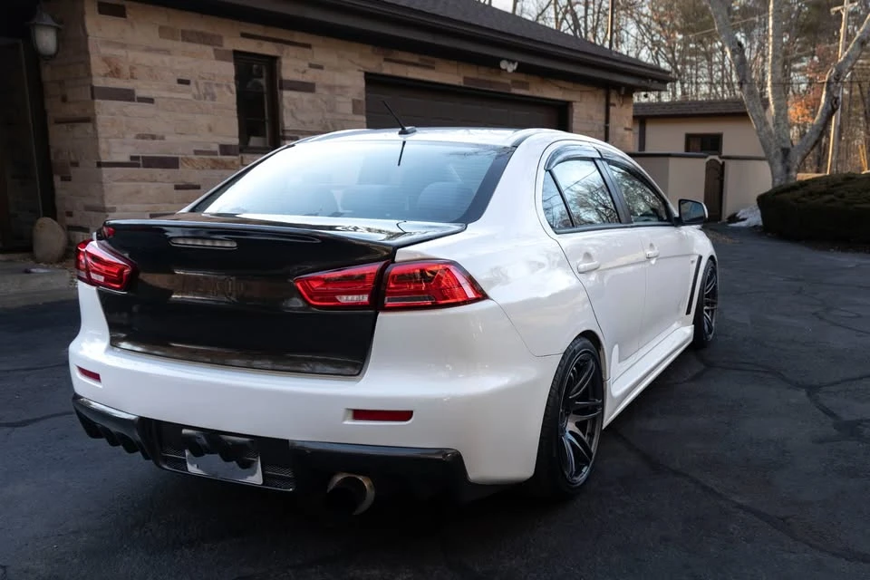 2011 Mitsubishi Lancer Evolution X 9th Gen - Image 17 of 19