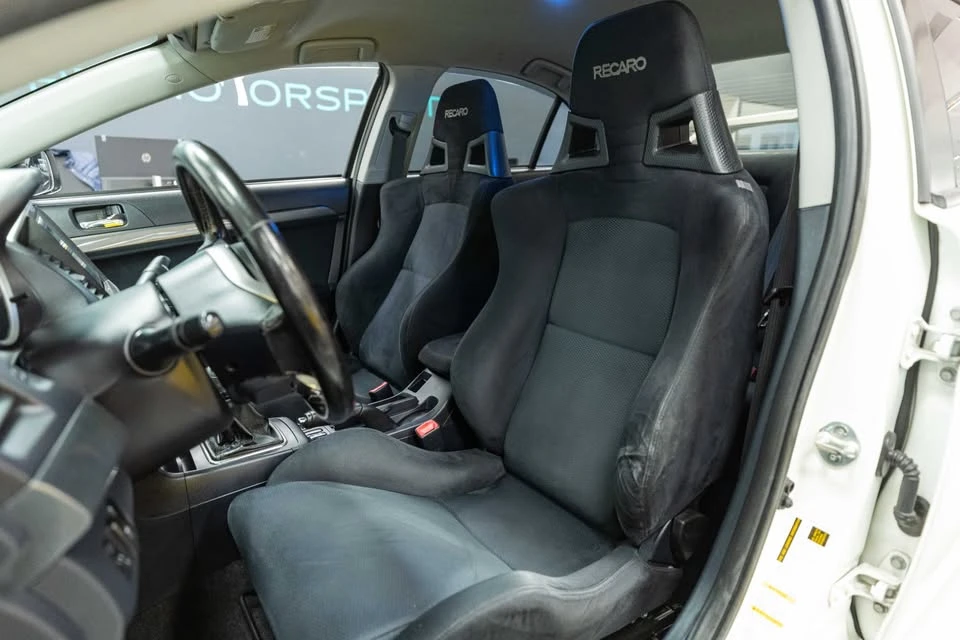 2011 Mitsubishi Lancer Evolution X 9th Gen - Image 9 of 15