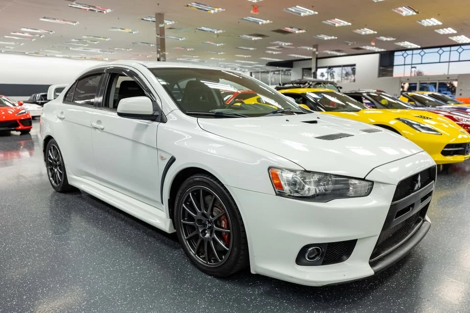 2011 Mitsubishi Lancer Evolution X 9th Gen - Image 4 of 15
