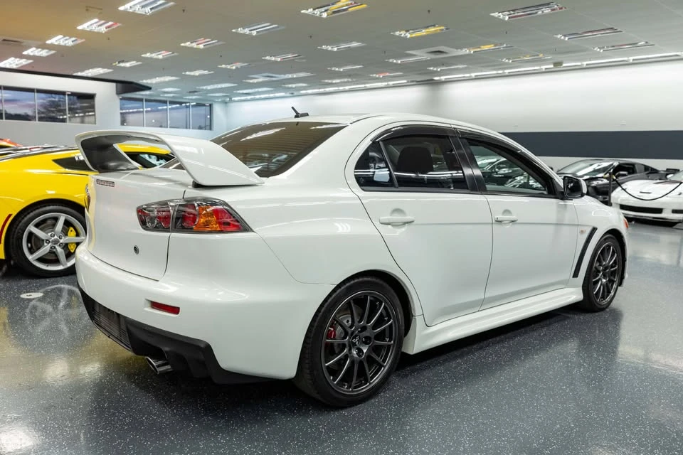 2011 Mitsubishi Lancer Evolution X 9th Gen - Image 5 of 15