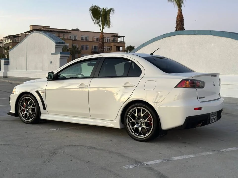 2011 Mitsubishi Lancer Evolution X 9th Gen - Image 4 of 20