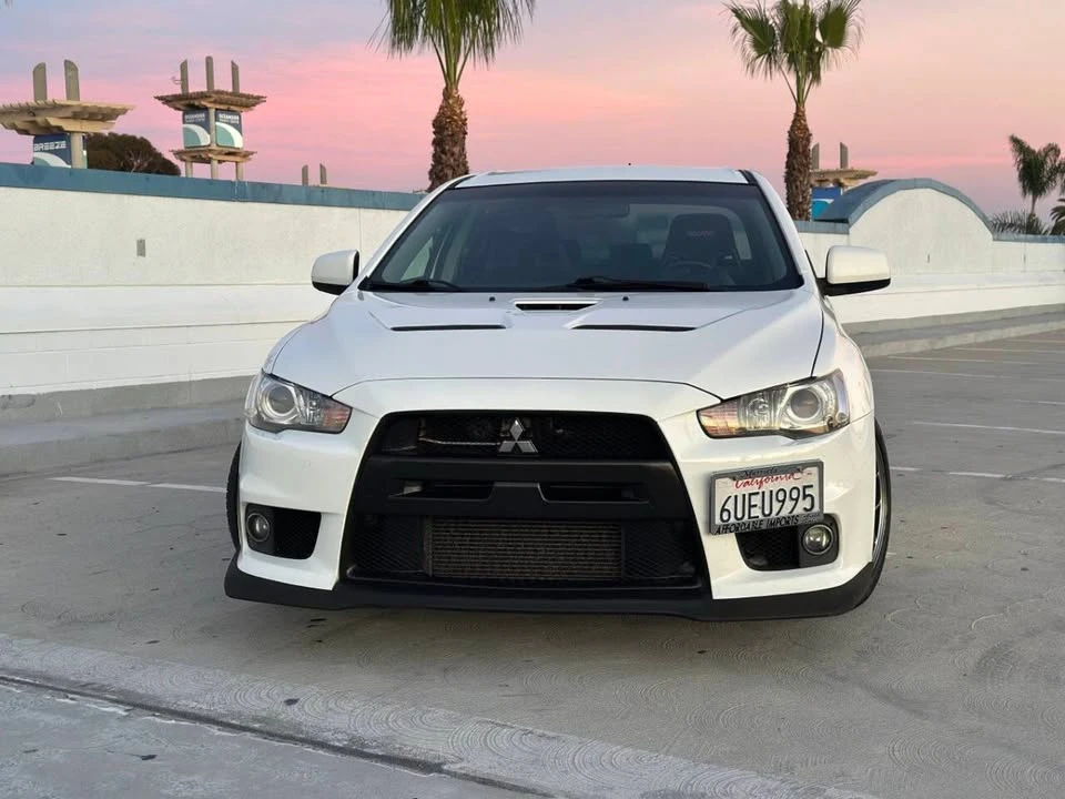 2011 Mitsubishi Lancer Evolution X 9th Gen - Image 2 of 20