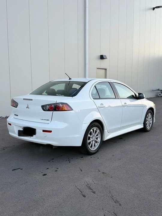 2011 Mitsubishi Lancer 9th Gen - Image 11 of 13