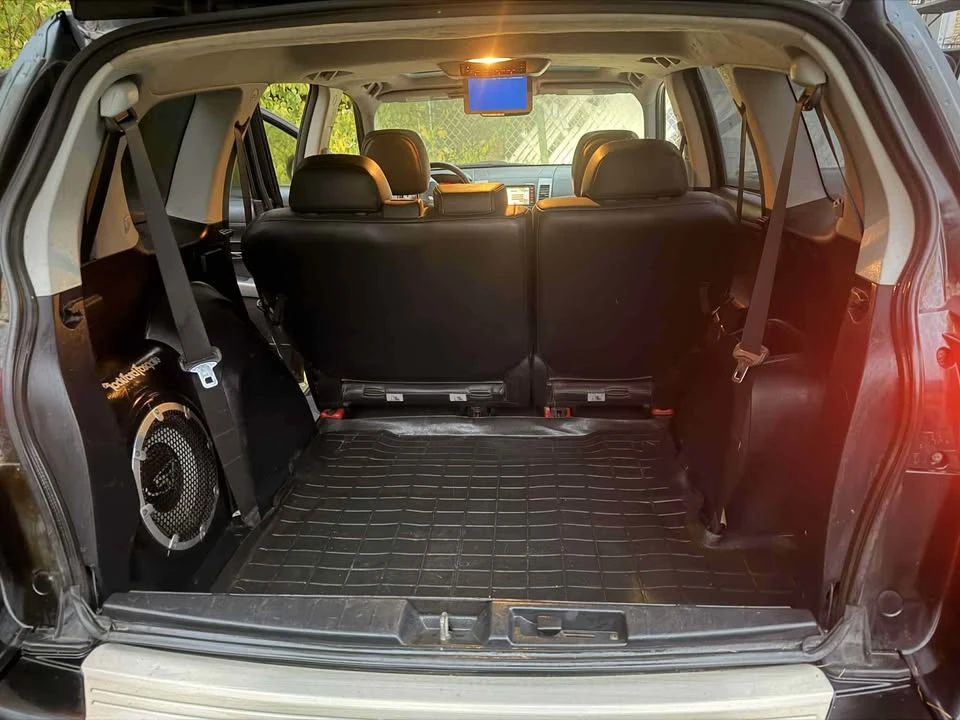 2011 Mitsubishi Outlander - Image 8 of 11