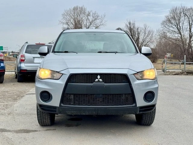 2011 Mitsubishi Outlander - Image 3 of 13