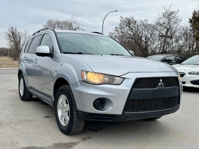 2011 Mitsubishi Outlander - Image 4 of 13
