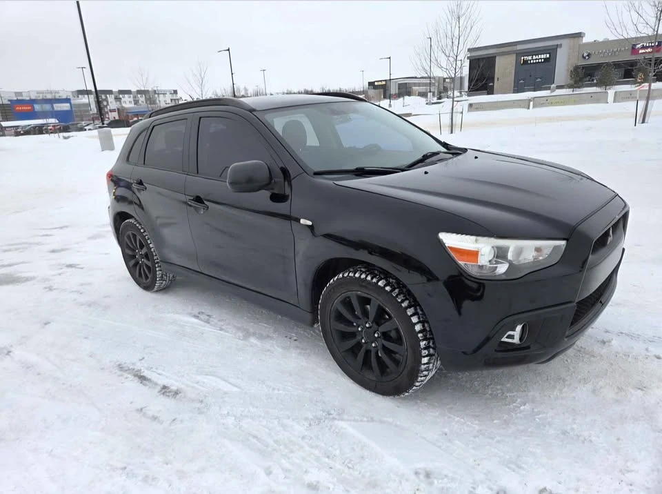 2011 Mitsubishi Outlander - Image 2 of 13
