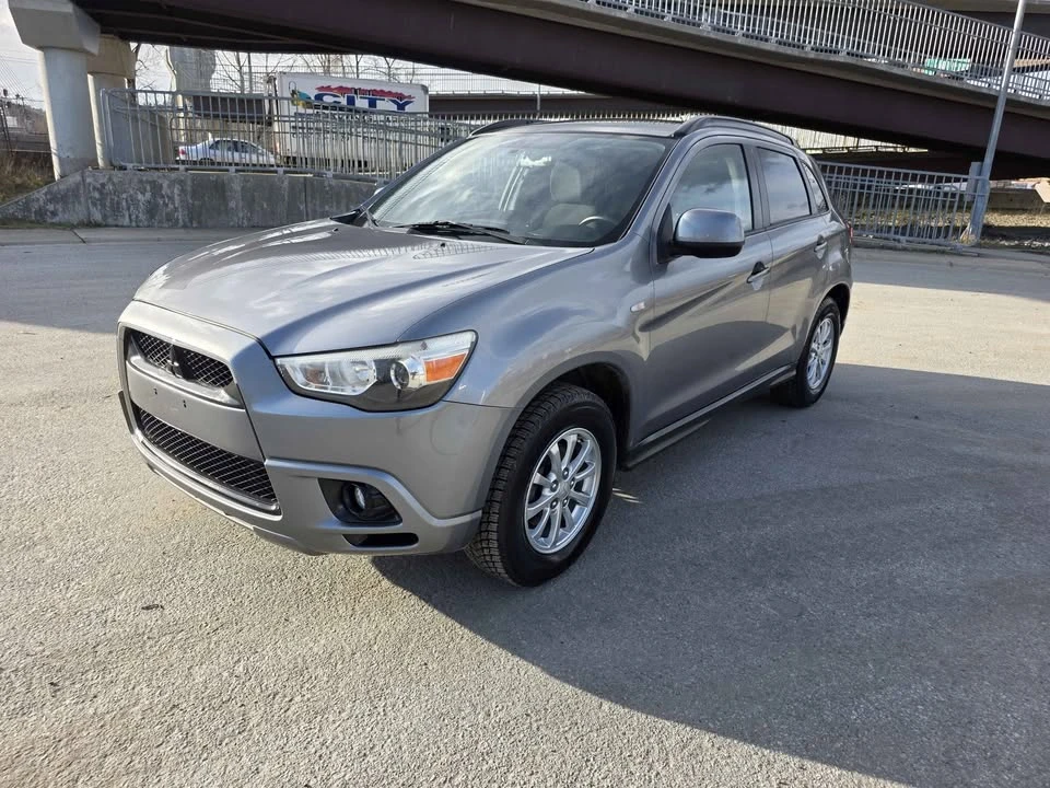 2011 Mitsubishi Outlander - Image 5 of 19