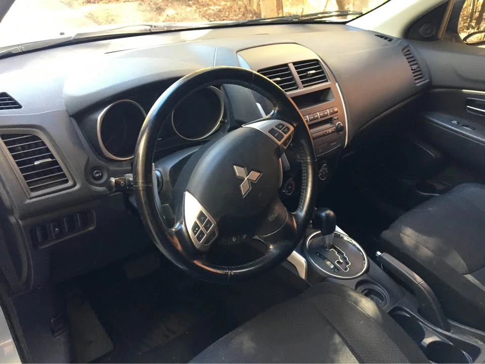 2011 Mitsubishi Outlander Sport - Image 4 of 6