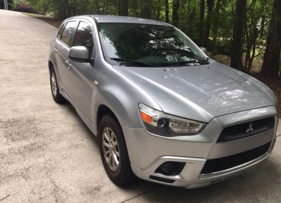 2011 Mitsubishi Outlander Sport - Image 2 of 6